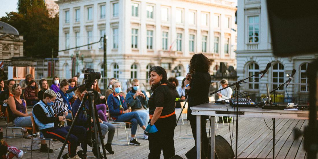 An event organised by the Mahmoud Darwich Chair on the terrace overlooking the Place des Palais