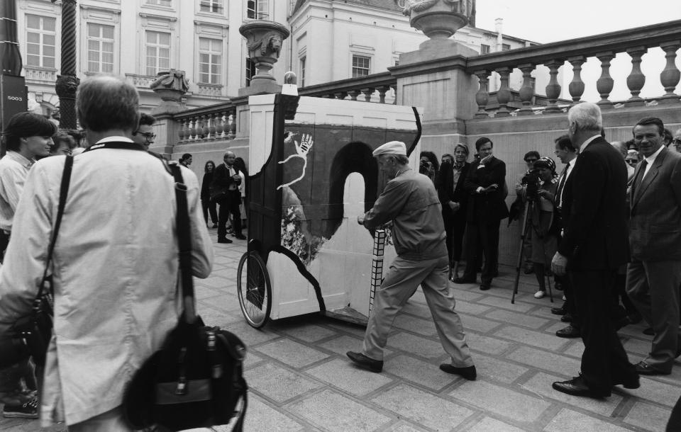 Roger Raveel, The Meaning of Nonsense, 1990, Archives Luc Levrau © Rony Heirman, Tim Heirman