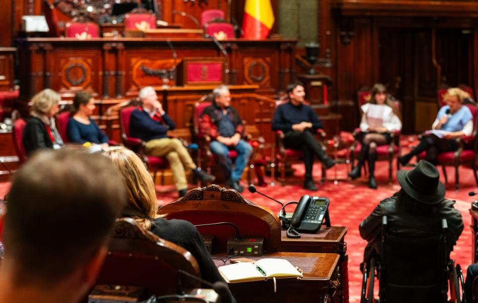 Het Schrijversparlement Het Schrijversparlement
