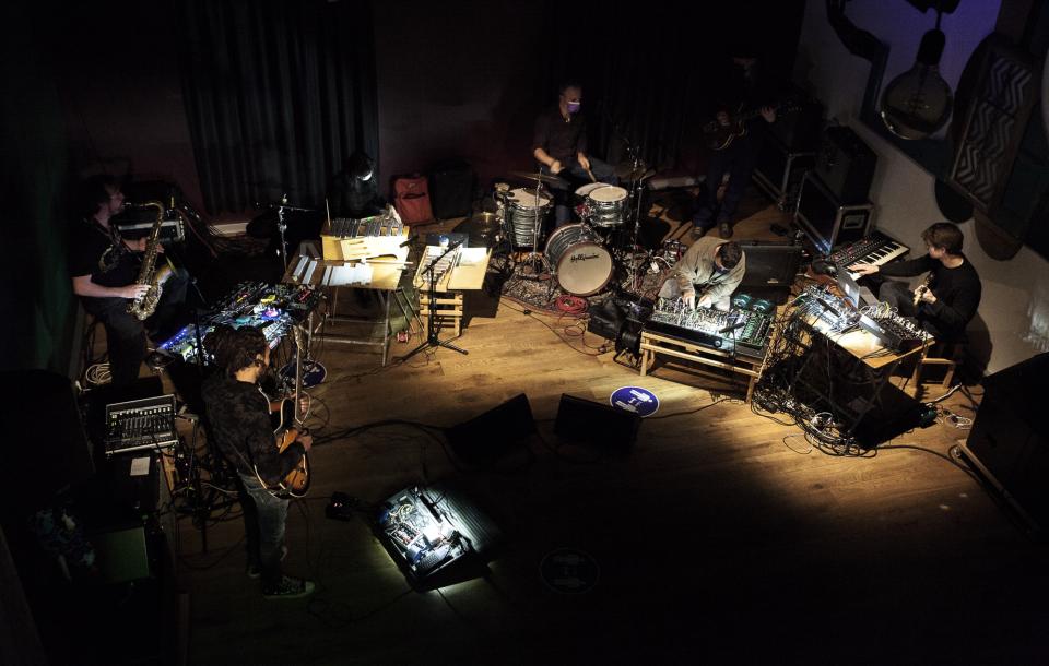 halaqat residency music