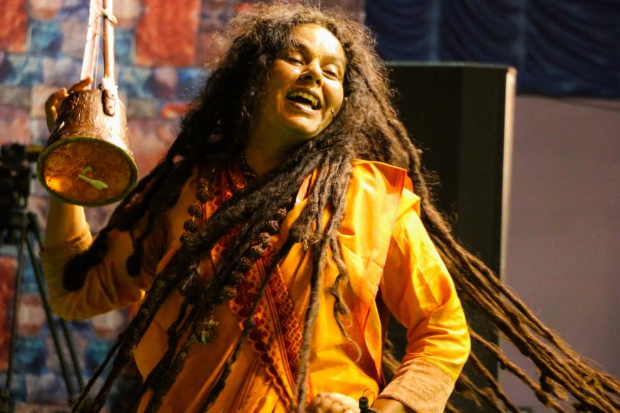 2846484_parvathy_baul_01web_c_subhrajyoti_talapatra.jpg