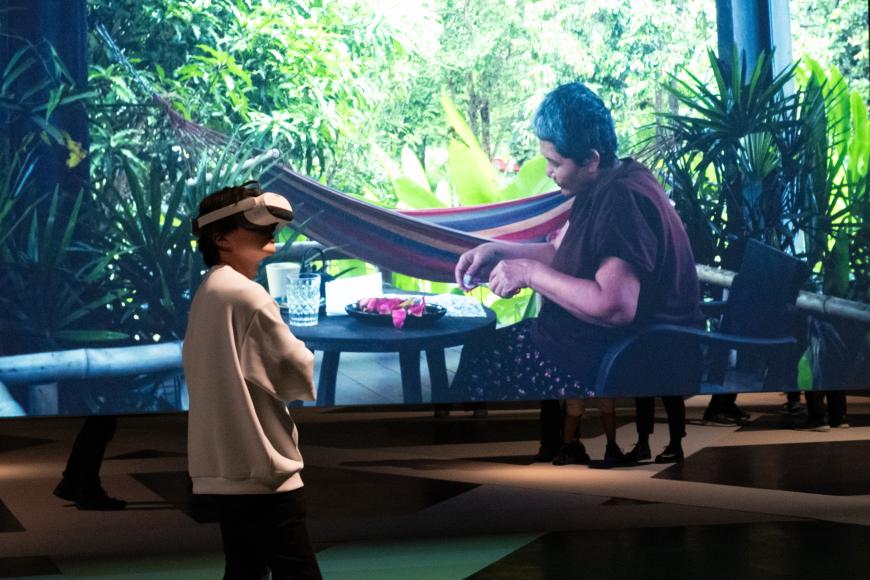 A Conversation with the Sun, VR, Apichatpong Weerasethakul